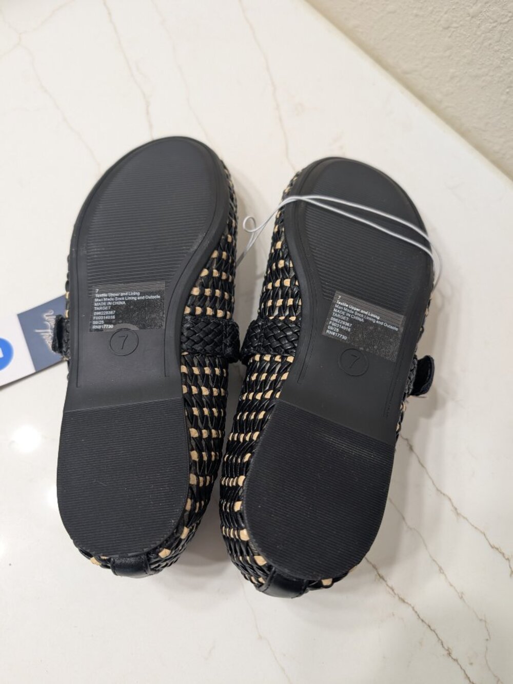 Women’s Noemi Flats with Memory Foam Insole - Universal Thread - Picture 6 of 6